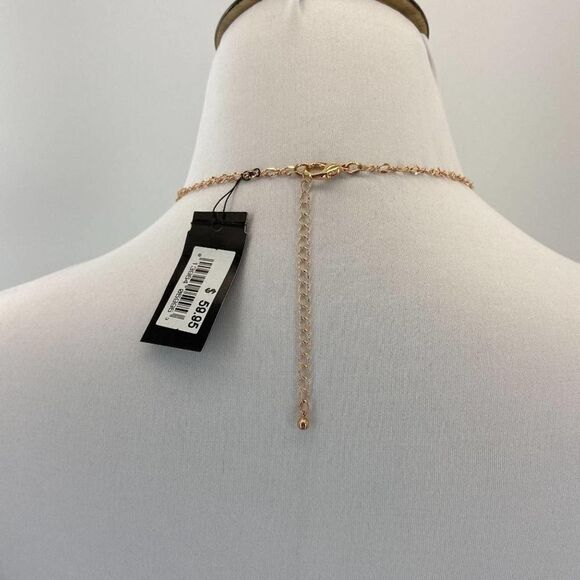 Ballet Statement Necklace $16ea. Bundle 3/$25 - Picture 6 of 6